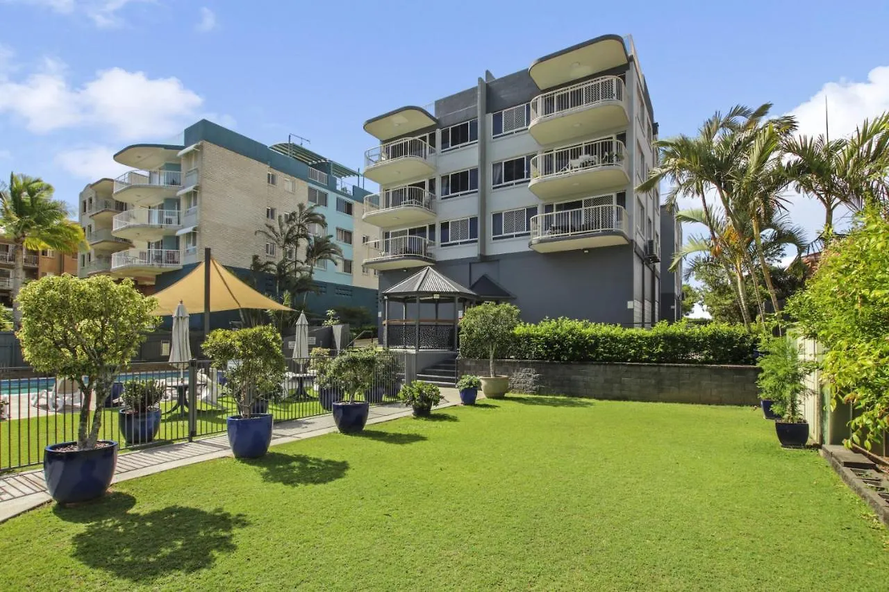 Cheltenham Apartments Unit 7 40 King St Caloundra Australia